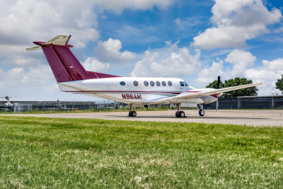 2000 Beechcraft King Air B200: 