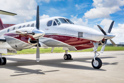 2000 Beechcraft King Air B200: 