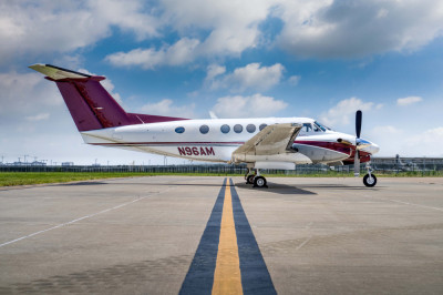 2000 Beechcraft King Air B200: 