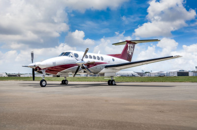 2000 Beechcraft King Air B200: 