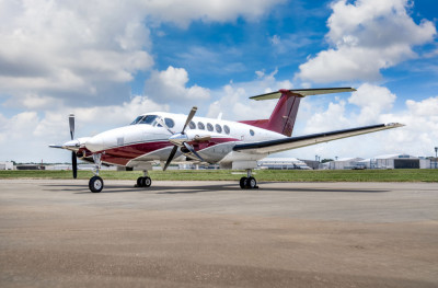 2000 Beechcraft King Air B200: 