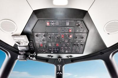 2017 Embraer Legacy 500: 
