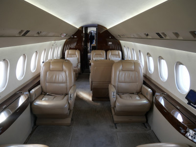 2011 Dassault Falcon 2000LX: 