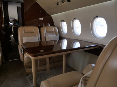2011 Dassault Falcon 2000LX: 