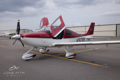 2011 Cirrus SR22 G3 GTS: 