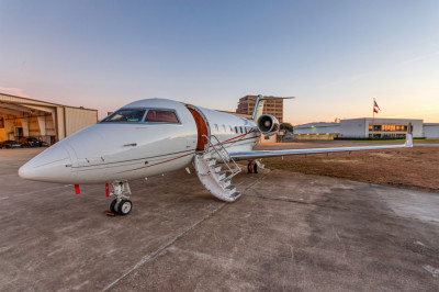 1982 Bombardier Challenger 600: 