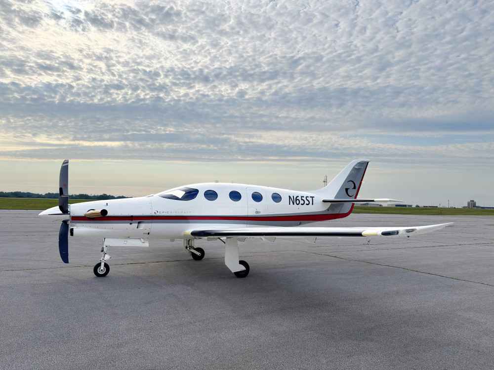photo of 2022 Epic E1000GX