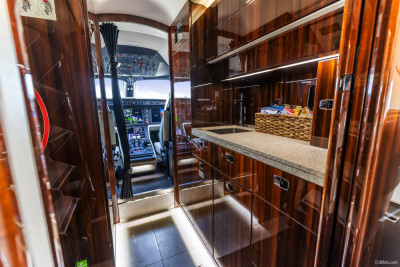 2016 Embraer Legacy 500: 