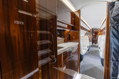 2016 Embraer Legacy 500: 
