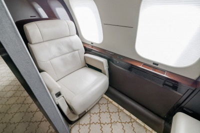 2019 Bombardier Global 8000: 