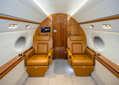 2009 Gulfstream G450: 