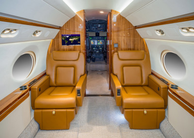 2009 Gulfstream G450: 
