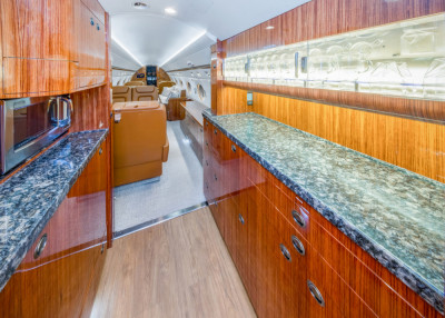 2009 Gulfstream G450: 