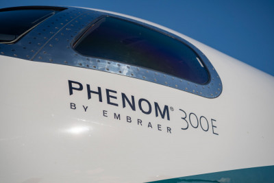 2020 Embraer Phenom 300E: 