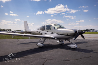 2017 Cirrus SR22 G6 GTS: 