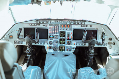 1998 Dassault Falcon 2000: 
