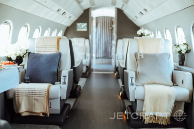 1998 Dassault Falcon 2000: 