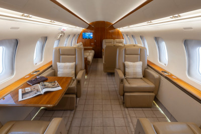 2013 Bombardier Challenger 605: 