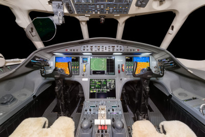 2016 Dassault Falcon 900LX: 