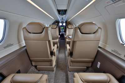 2024 Embraer Phenom 300E: 
