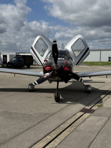 2014 Cirrus SR22T: 