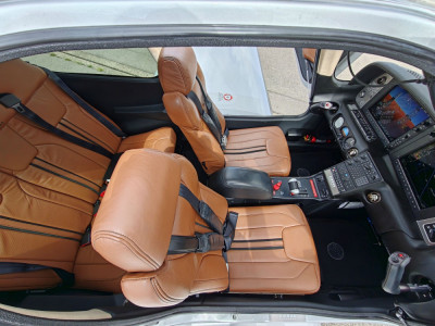 2014 Cirrus SR22T: 