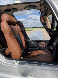 2014 Cirrus SR22T: 