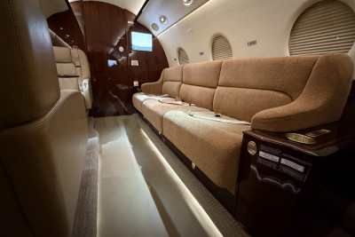 2006 Gulfstream G200: 