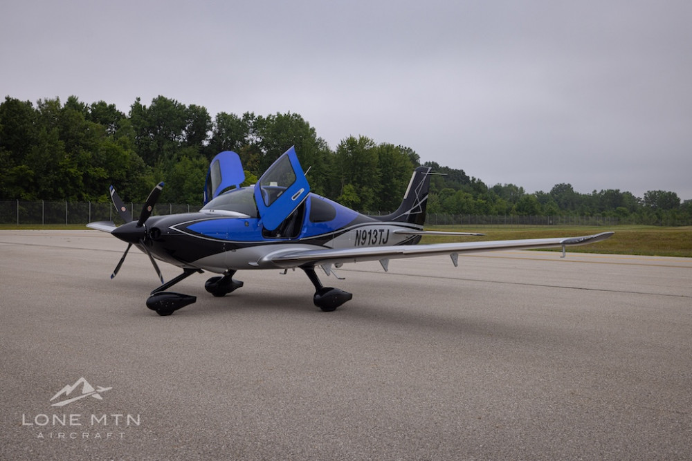 photo of 2023 Cirrus SR22T G6
