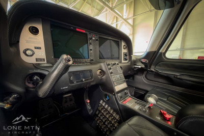 2015 Cirrus SR22 G5: 