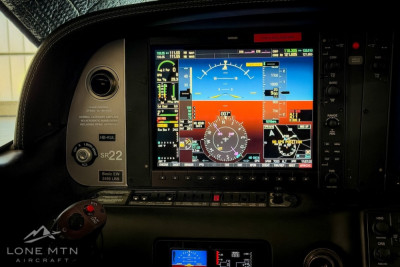 2015 Cirrus SR22 G5: 