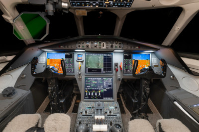 2008 Dassault Falcon 2000LX: 