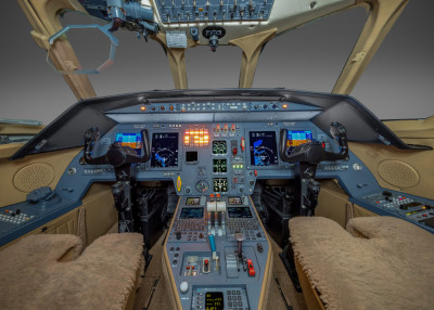 1999 Dassault Falcon 2000: 