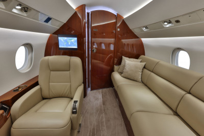 2010 Dassault Falcon 900EX EASy: 