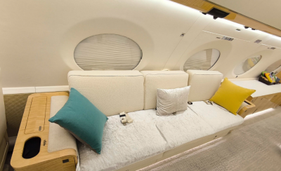 2016 Gulfstream G650ER: Mid cabin divan