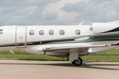 2018 Embraer Phenom 300E: 