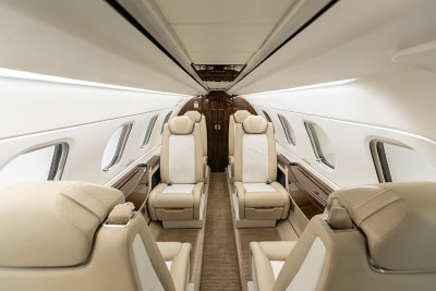 2018 Embraer Phenom 300E: 