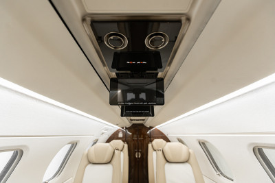 2018 Embraer Phenom 300E: 
