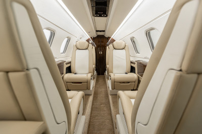 2018 Embraer Phenom 300E: 