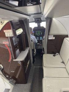 2021 Embraer Phenom 300E: 