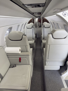 2021 Embraer Phenom 300E: 