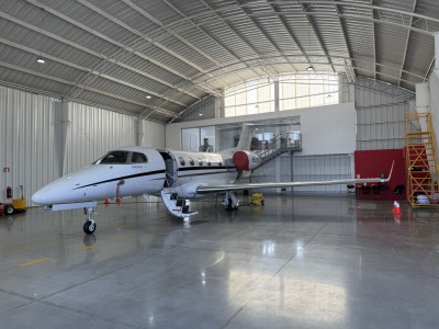 2021 Embraer Phenom 300E: 