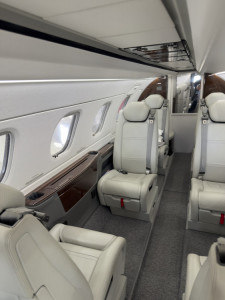 2021 Embraer Phenom 300E: 