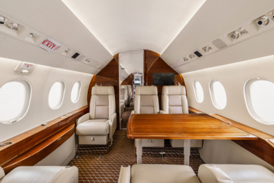 2012 Dassault Falcon 2000LX: 