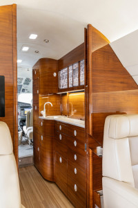 2012 Dassault Falcon 2000LX: 