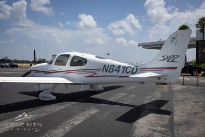 2002 Cirrus SR22: 