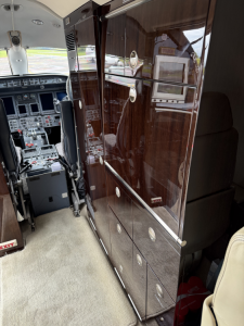 2004 Bombardier Learjet 40: 