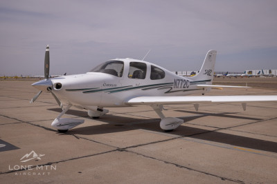 2002 Cirrus SR22: 