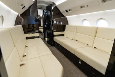2010 Dassault Falcon 900EX EASy: 