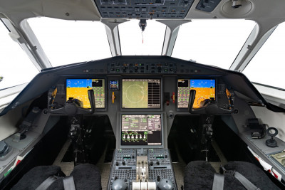 2010 Dassault Falcon 900EX EASy: 
